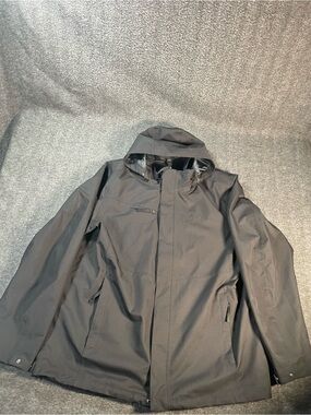 WYNN Casino Las Vegas Full Zip Hooded Golf Jacket Windbreaker Men's Size XXL BLK